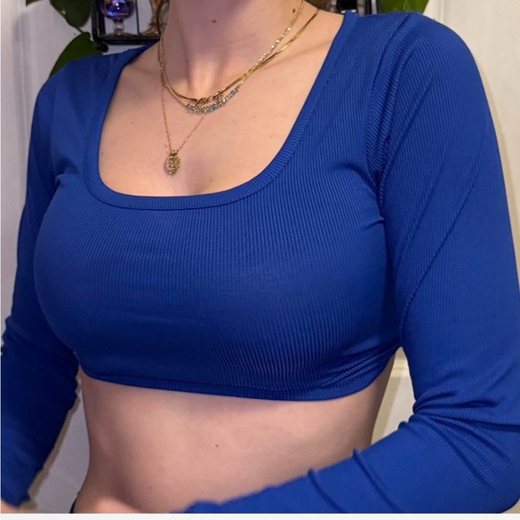 Blue Ribbed Women's Top - Picture 2 of 2